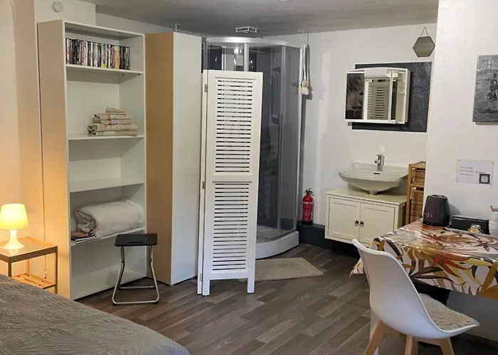 Apartment D'avalon 7